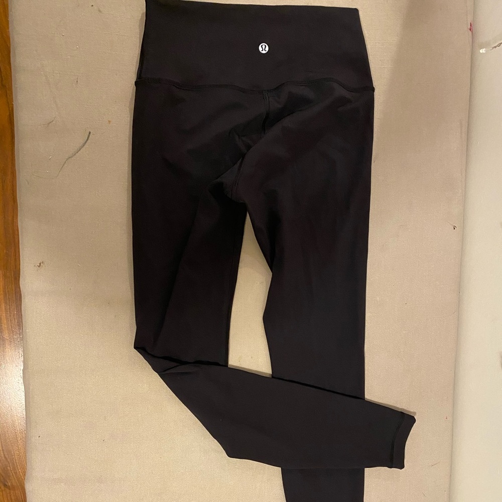 Lululemon | Wunder Under High-Rise 28” | Size 6